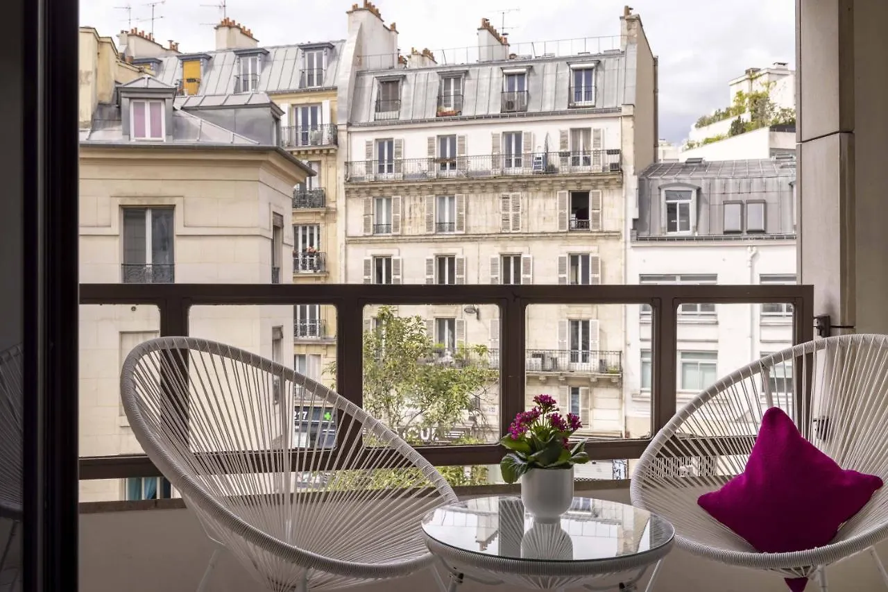 Hotel Paris Louis Blanc